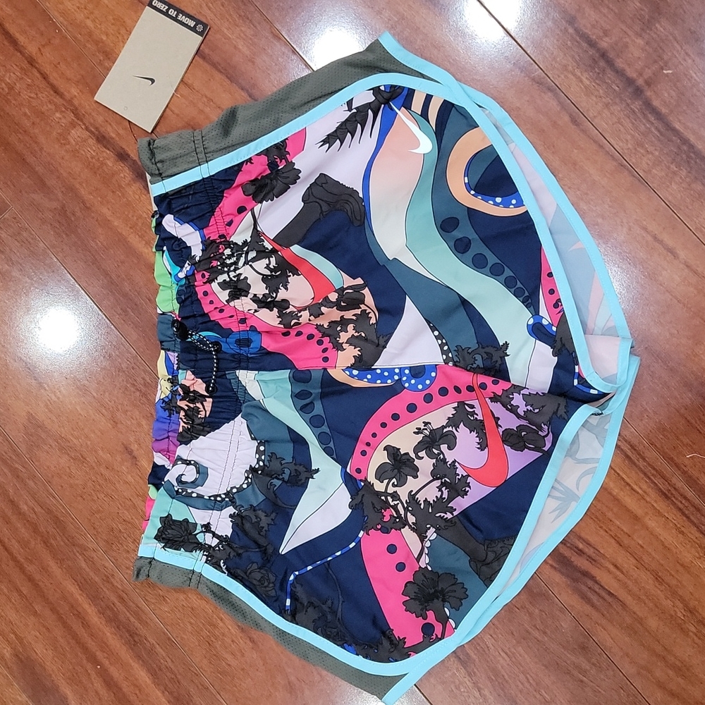 NWT Nike DRI-FIT RUNNING SHORTS